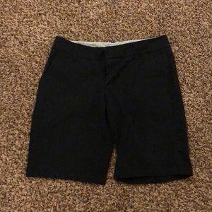 Black dress Bermuda short